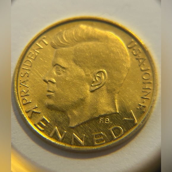 **RARE** 1963 German John F Kennedy 900 21k Proof Gold Medals / Coins {Lot Of 2} - Picture 8 of 14